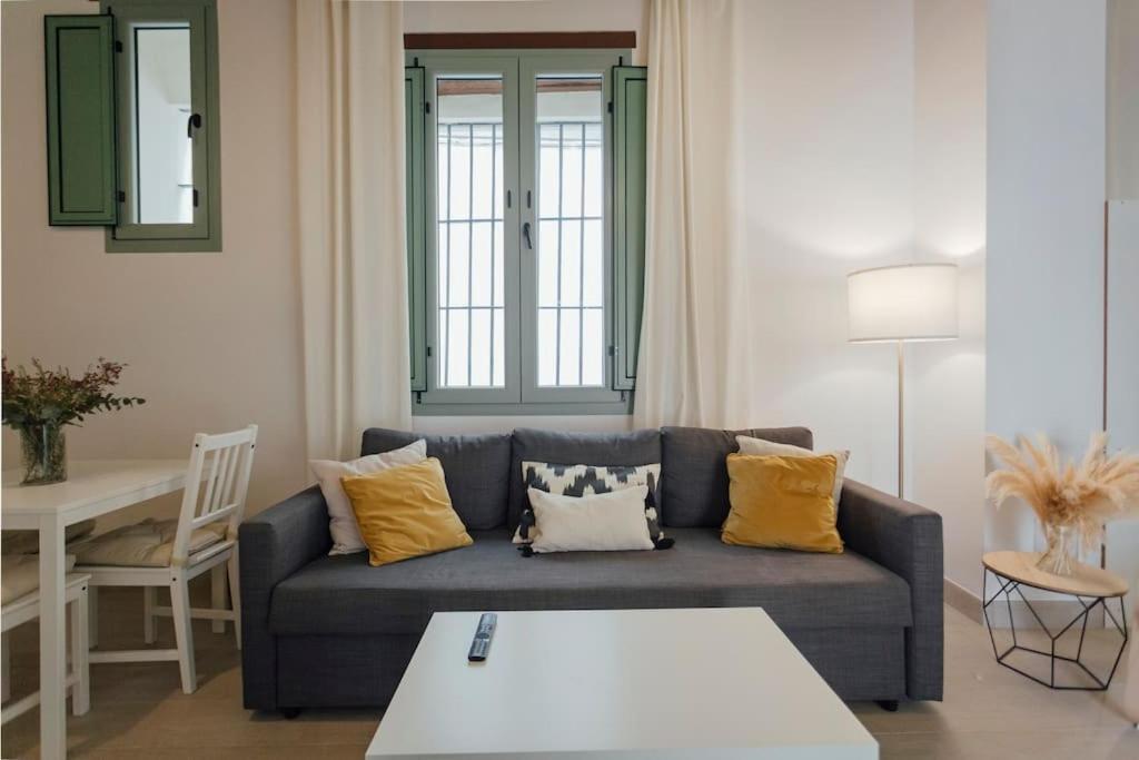 Komodo Gran Poder - Penthouse With Private Pool And Cozy Twin Bedroom Central Apartment Sevilla Exteriör bild