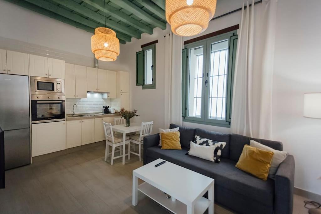 Komodo Gran Poder - Penthouse With Private Pool And Cozy Twin Bedroom Central Apartment Sevilla Exteriör bild